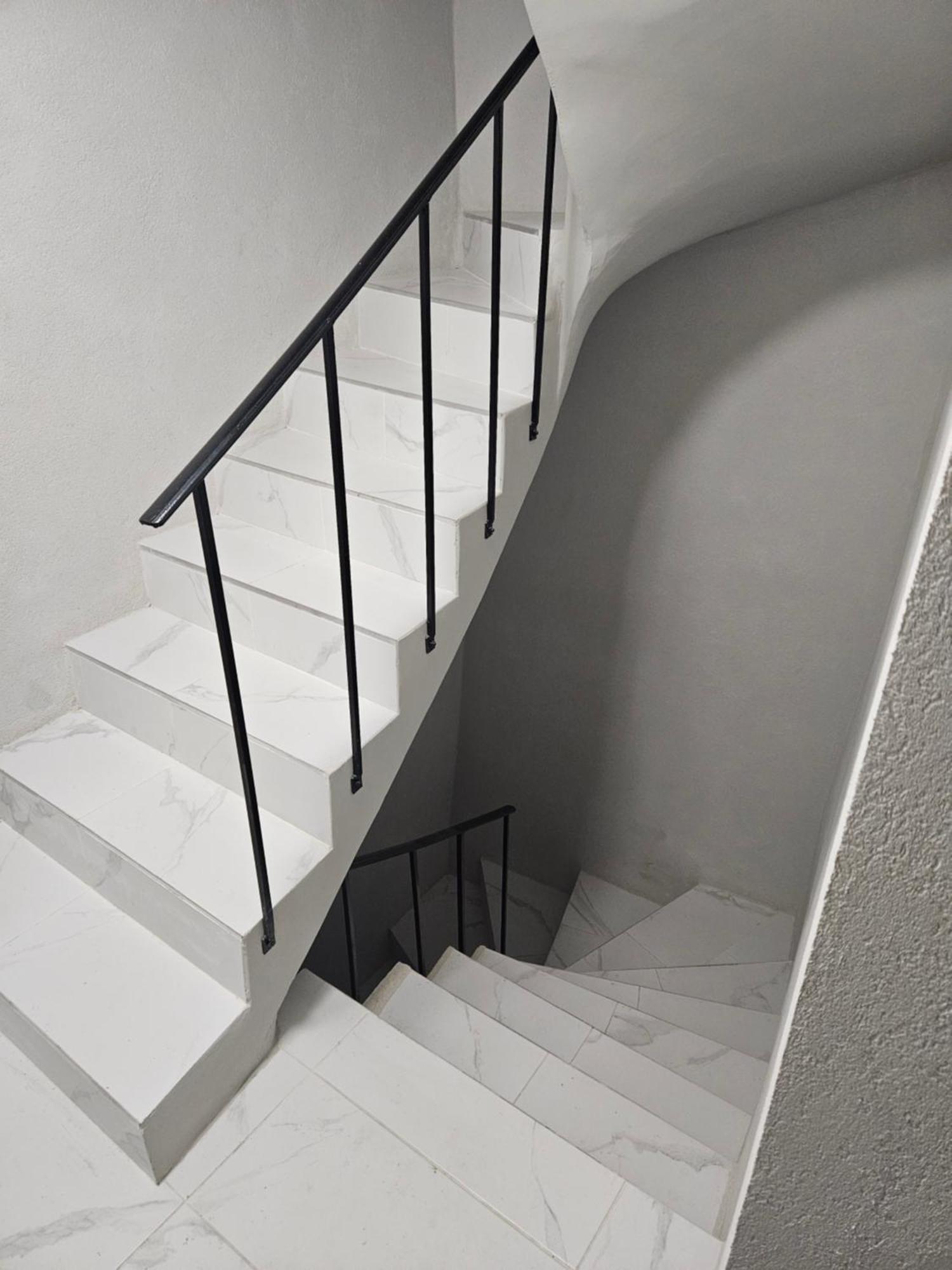 Ferienwohnung T2 Moderne, Calme Et Entierement Renove. Béziers Exterior foto